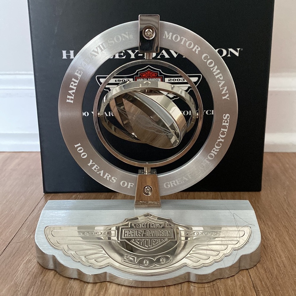 NWT - 100th anniv Harley Rotating Bulova Desk Clock